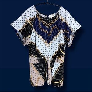 Faith and Joy Chic Chain Print Top